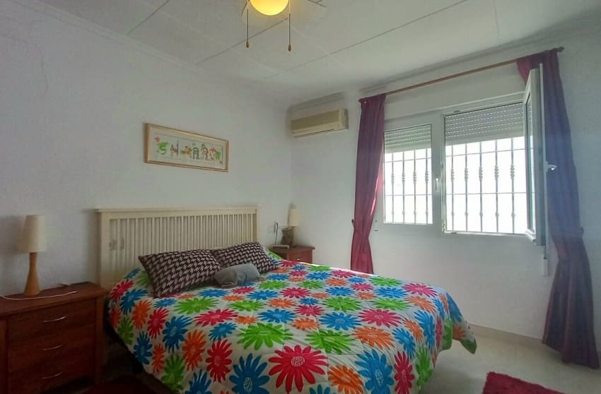 3 bedroom Townhouse for sale in Torrevieja with pool - € 339,000 (Ref: 9249344)