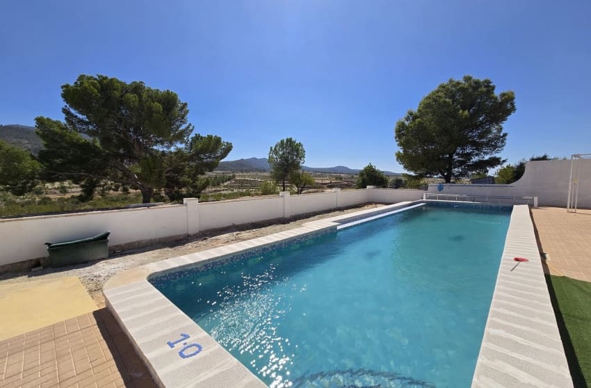 4 slaapkamer Finca/Landhuis te koop in Jumilla met zwembad - € 225.000 (Ref: 9249345)