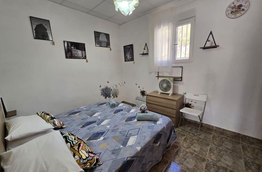 4 slaapkamer Finca/Landhuis te koop in Jumilla met zwembad - € 225.000 (Ref: 9249345)