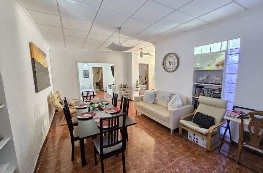 4 slaapkamer Finca/Landhuis te koop in Jumilla met zwembad - € 225.000 (Ref: 9249345)