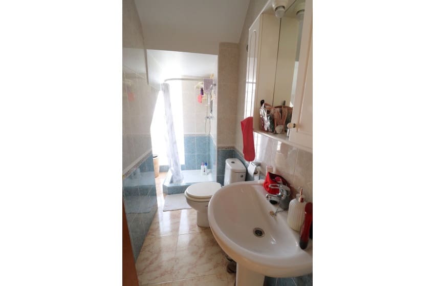 3 soveværelse Byhus til salg i Filipinas med swimmingpool garage - € 259.000 (Ref: 9263842)