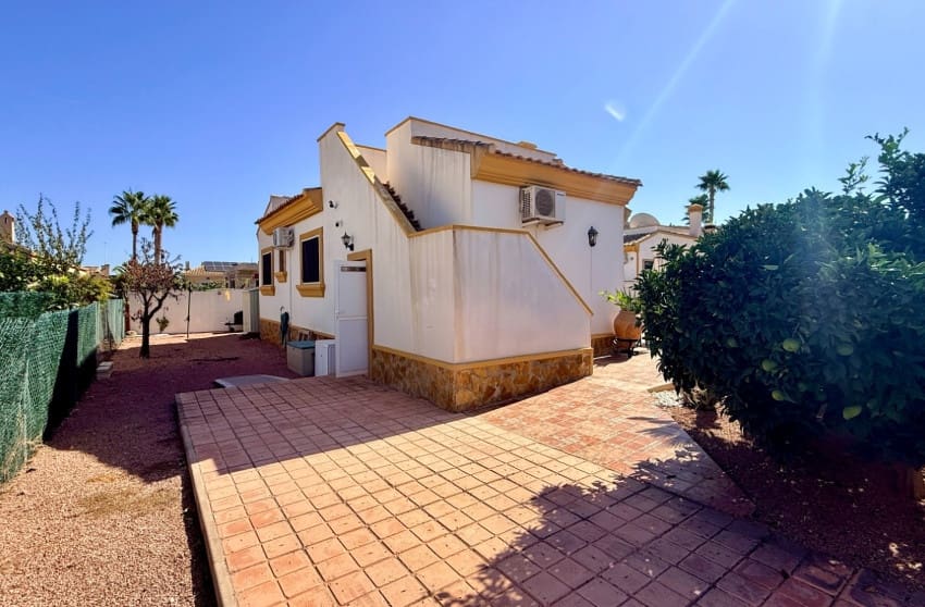 3 camera da letto Villa in vendita in Hondon de las Nieves con piscina - 250.000 € (Rif: 9289753)