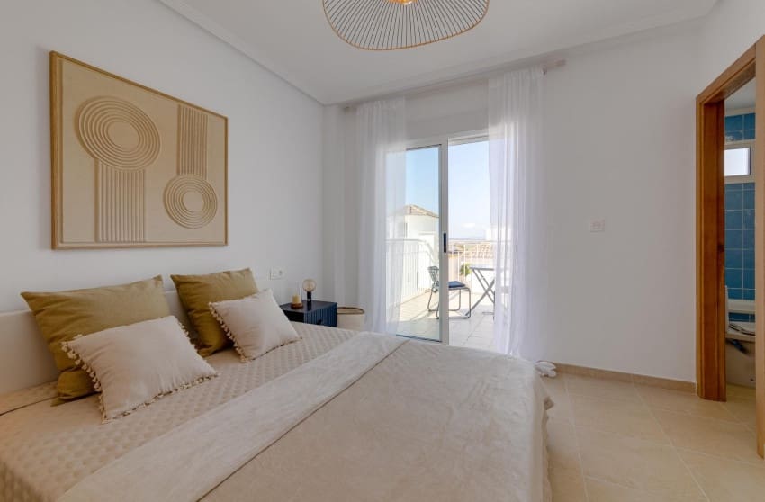 3 slaapkamer Villa te koop in San Fulgencio met zwembad - € 275.000 (Ref: 9289757)