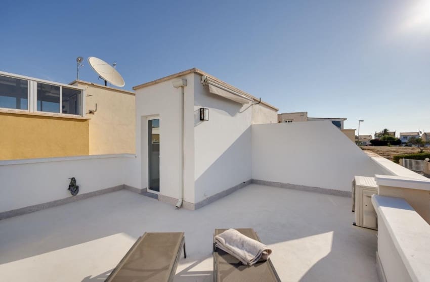 3 sovrum Hus till salu i La Florida med pool - 279 000 € (Ref: 9289758)