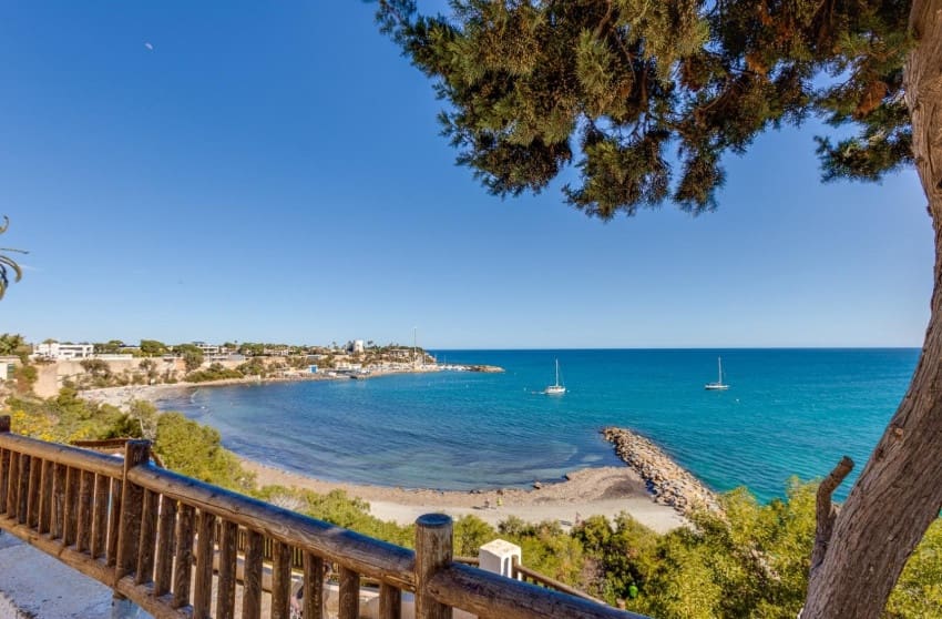 3 sovrum Hus till salu i La Florida med pool - 279 000 € (Ref: 9289758)