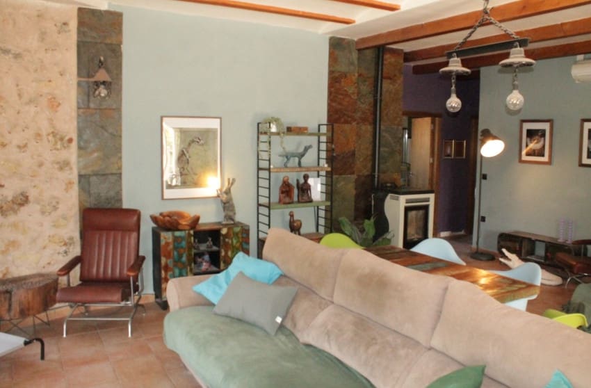 3 soverom Finca/Herregård til salgs i Villena med svømmebasseng - € 269 000 (Ref: 9319571)