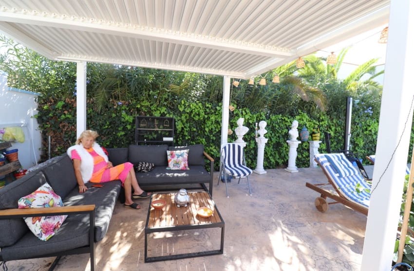 2 makuuhuone Huvila myytävänä paikassa Hondon de las Nieves mukana uima-altaan 
autotalli - 260 000 € (Ref: 9332665)