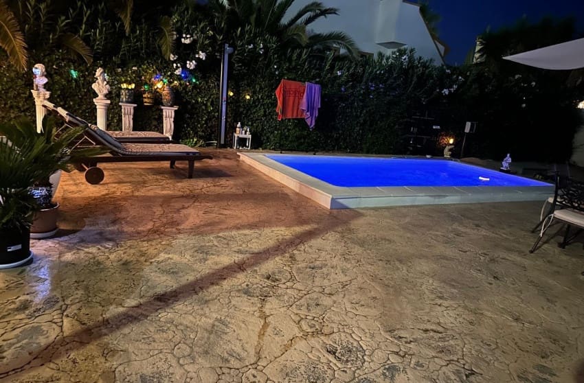 2 makuuhuone Huvila myytävänä paikassa Hondon de las Nieves mukana uima-altaan 
autotalli - 260 000 € (Ref: 9332665)