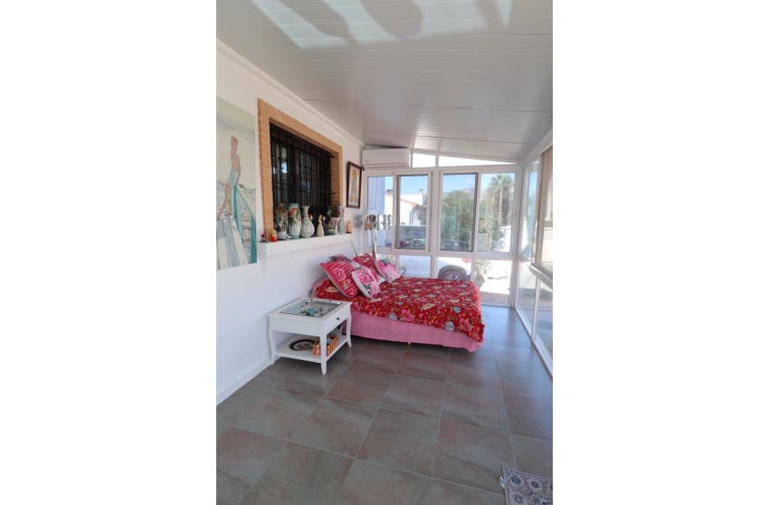 2 makuuhuone Huvila myytävänä paikassa Hondon de las Nieves mukana uima-altaan 
autotalli - 260 000 € (Ref: 9332665)