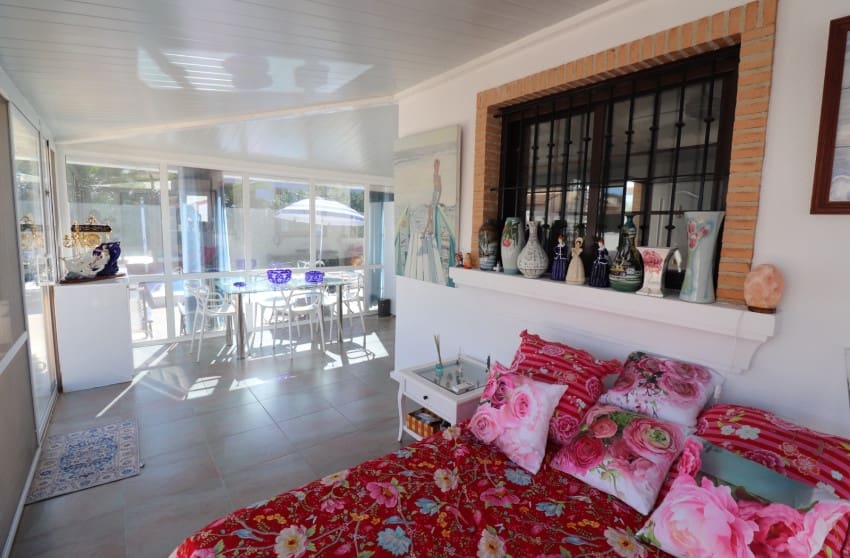 2 makuuhuone Huvila myytävänä paikassa Hondon de las Nieves mukana uima-altaan 
autotalli - 260 000 € (Ref: 9332665)