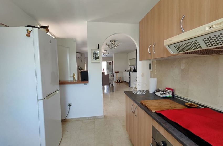 4 slaapkamer Villa te koop in Las Casicas met zwembad garage - € 309.000 (Ref: 9360507)