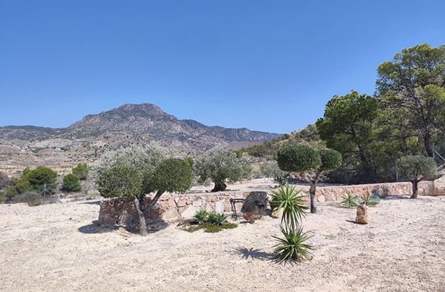 4 bedroom Villa for sale in Las Casicas, Fortuna with pool garage - € 309,000 (Ref: 9360507)