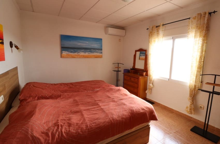 2 sypialnia Willa na sprzedaż w Fortuna z basenem garażem - 198 000 € (Ref: 9360511)