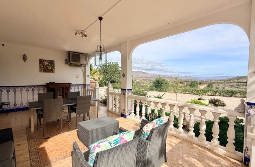 4 slaapkamer Villa te koop in Hondon de los Frailes met zwembad - € 380.000 (Ref: 9360512)