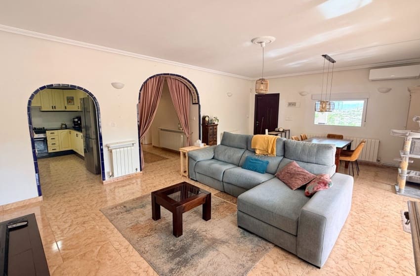 4 slaapkamer Villa te koop in Hondon de los Frailes met zwembad - € 380.000 (Ref: 9360512)