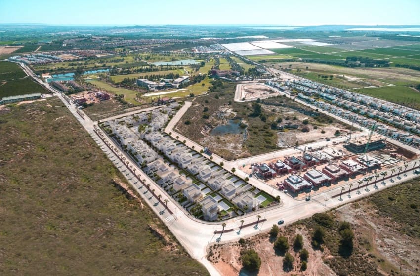 3 quarto Casa em Banda para venda em Algorfa com piscina - 475 000 € (Ref: 9397999)