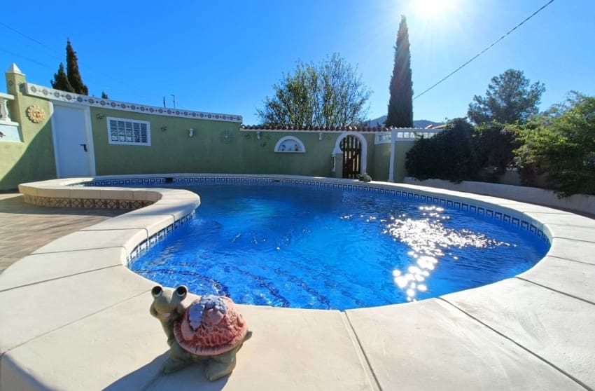 4 bedroom Villa for sale in Hondon de los Frailes with pool - € 299,950 (Ref: 9398001)