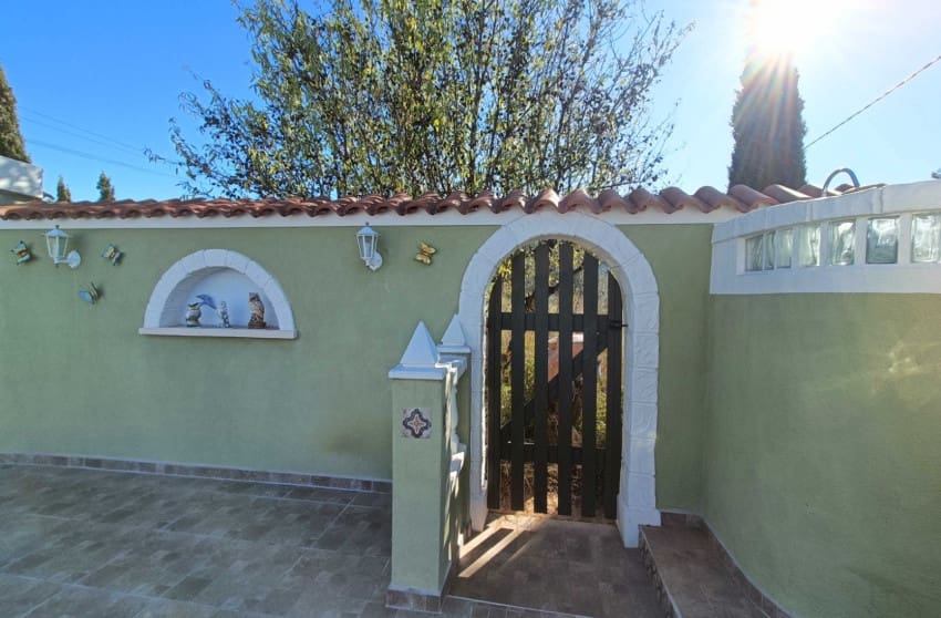 4 bedroom Villa for sale in Hondon de los Frailes with pool - € 299,950 (Ref: 9398001)