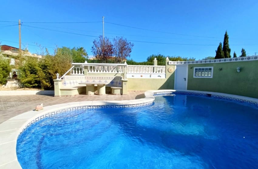 4 bedroom Villa for sale in Hondon de los Frailes with pool - € 299,950 (Ref: 9398001)
