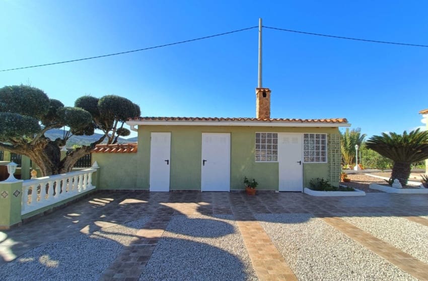 4 bedroom Villa for sale in Hondon de los Frailes with pool - € 299,950 (Ref: 9398001)