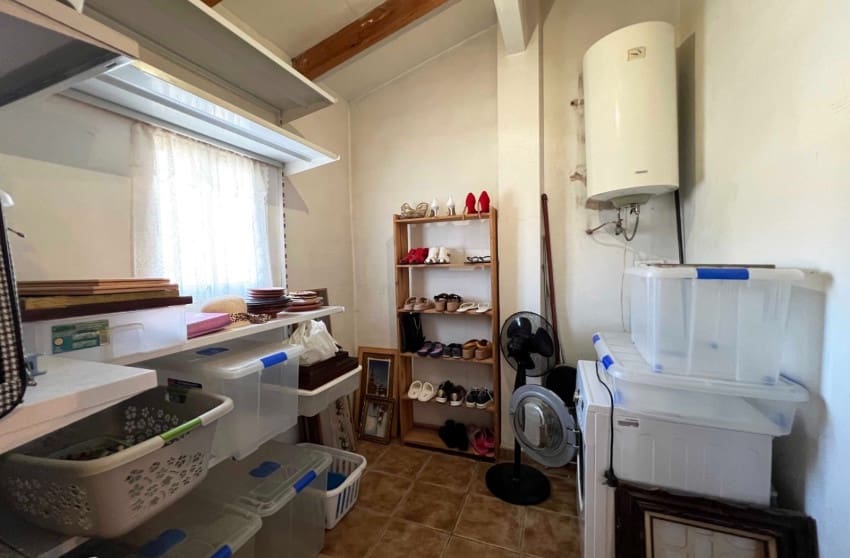 4 bedroom Villa for sale in Hondon de los Frailes with pool - € 299,950 (Ref: 9398001)