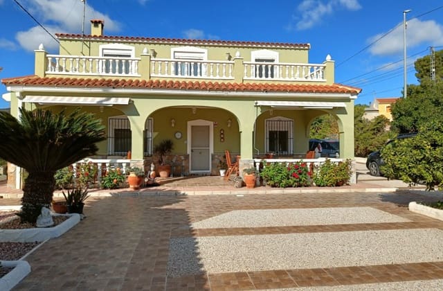 4 bedroom Villa for sale in Hondón de los Frailes with pool - € 299,950 (Ref: 9398001)