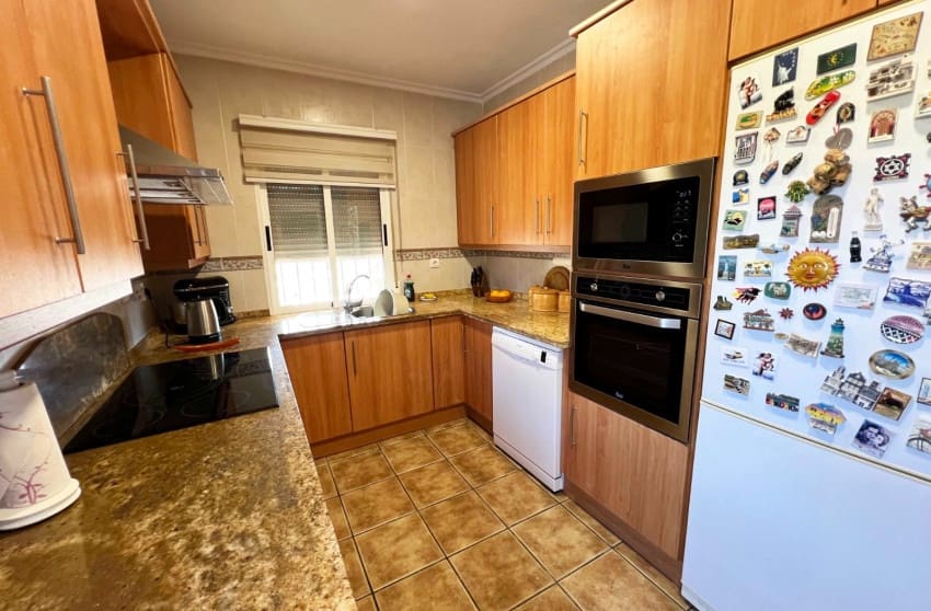 4 bedroom Villa for sale in Hondon de los Frailes with pool - € 299,950 (Ref: 9398001)