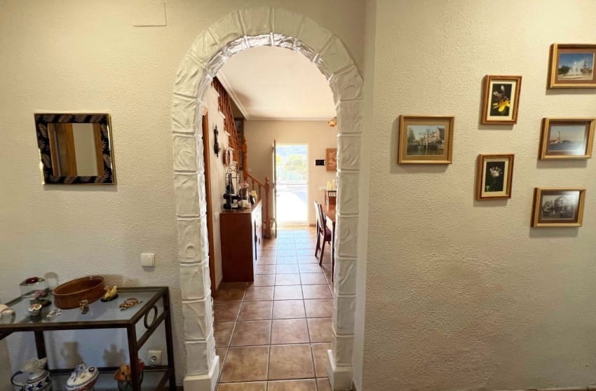 4 bedroom Villa for sale in Hondon de los Frailes with pool - € 299,950 (Ref: 9398001)