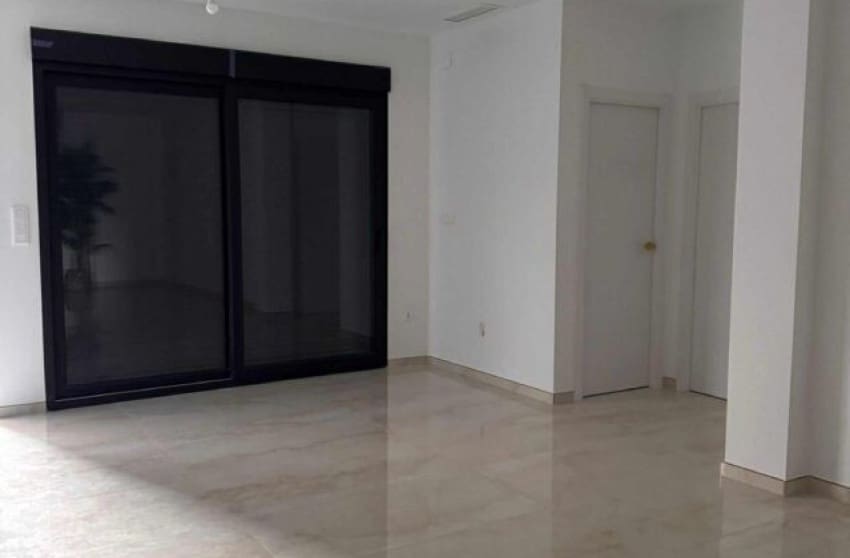 3 bedroom Townhouse for sale in La Romana with pool - € 270,000 (Ref: 9415368)