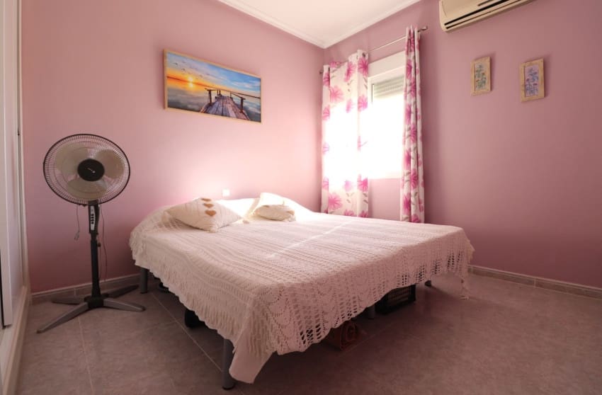 3 slaapkamer Finca/Landhuis te koop in Catral met zwembad - € 330.000 (Ref: 9426530)