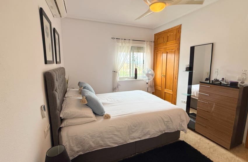 5 makuuhuone Huvila myytävänä paikassa Hondon de los Frailes mukana uima-altaan - 440 000 € (Ref: 9441259)