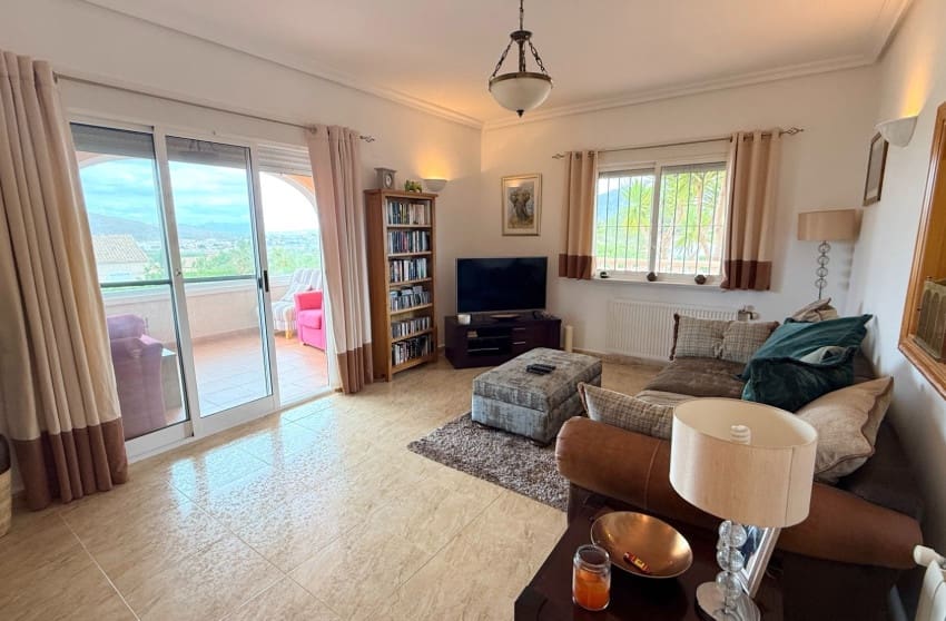 5 makuuhuone Huvila myytävänä paikassa Hondon de los Frailes mukana uima-altaan - 440 000 € (Ref: 9441259)