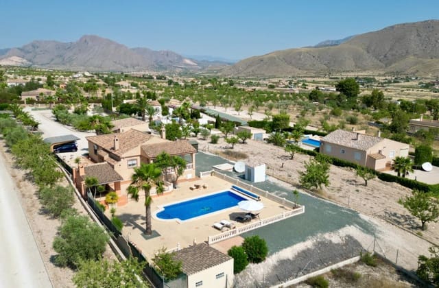 5 makuuhuone Huvila myytävänä paikassa Hondón de los Frailes mukana uima-altaan - 440 000 € (Ref: 9441259)