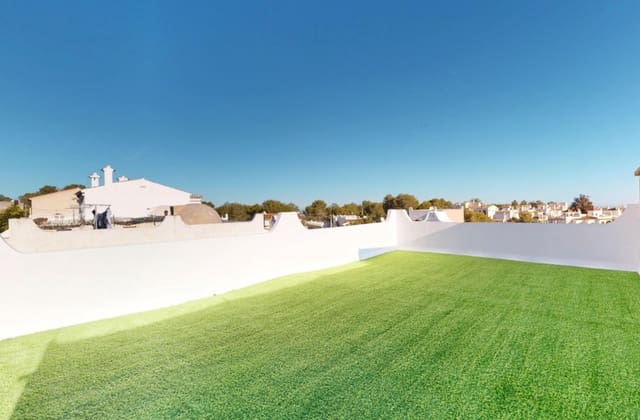 2 slaapkamer Bungalow te koop in Orihuela Costa, Orihuela met zwembad - € 199.000 (Ref: 9441261)