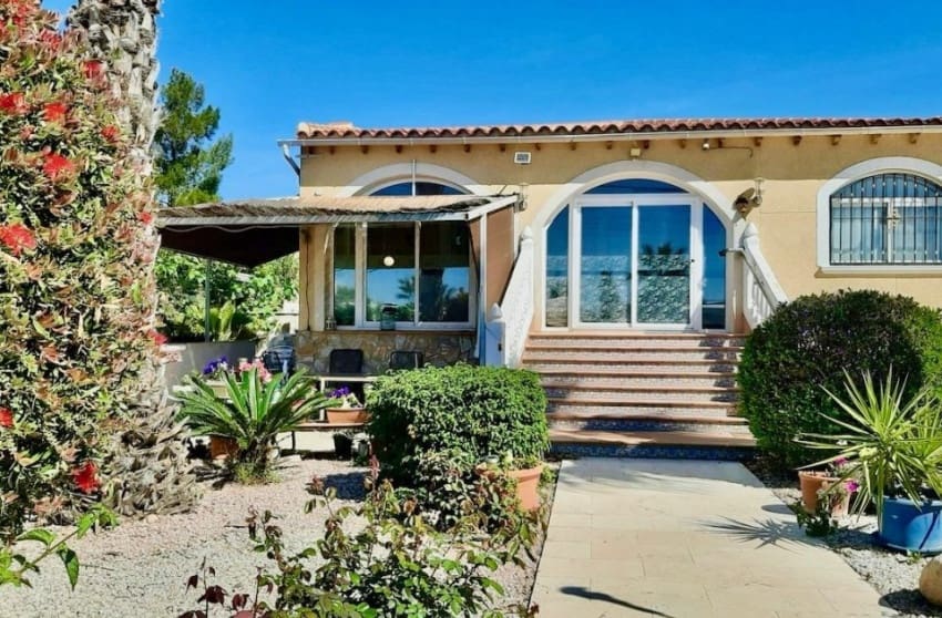 3 Zimmer Villa zu verkaufen in Fortuna mit Pool Garage - 249.950 € (Ref: 9460942)