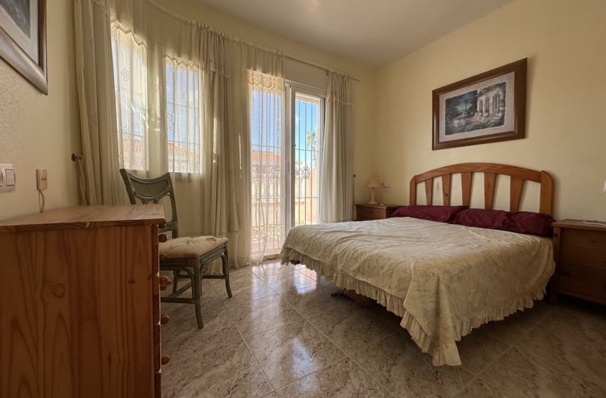 2 bedroom Townhouse for sale in Cabo Roig with pool - € 160,000 (Ref: 9460944)