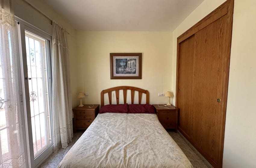 2 bedroom Townhouse for sale in Cabo Roig with pool - € 160,000 (Ref: 9460944)