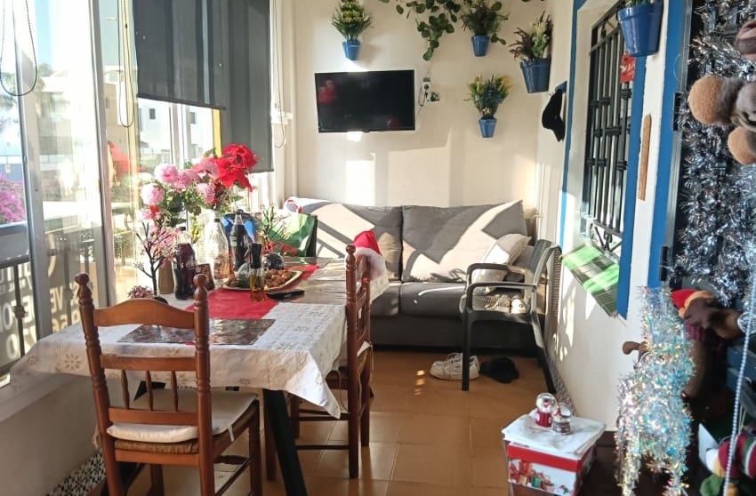 2 bedroom Apartment for sale in Los Montesinos with pool - € 169,900 (Ref: 9473641)