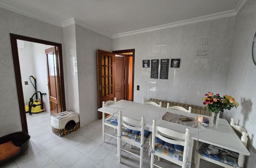 5 soverom Villa til salgs i Salinas med svømmebasseng - € 199 995 (Ref: 9473642)