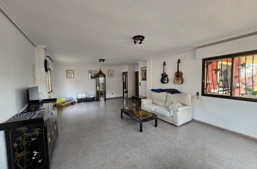 5 soverom Villa til salgs i Salinas med svømmebasseng - € 199 995 (Ref: 9473642)