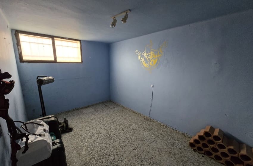 5 soverom Villa til salgs i Salinas med svømmebasseng - € 199 995 (Ref: 9473642)