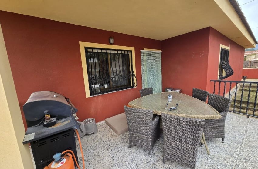 5 soverom Villa til salgs i Salinas med svømmebasseng - € 199 995 (Ref: 9473642)