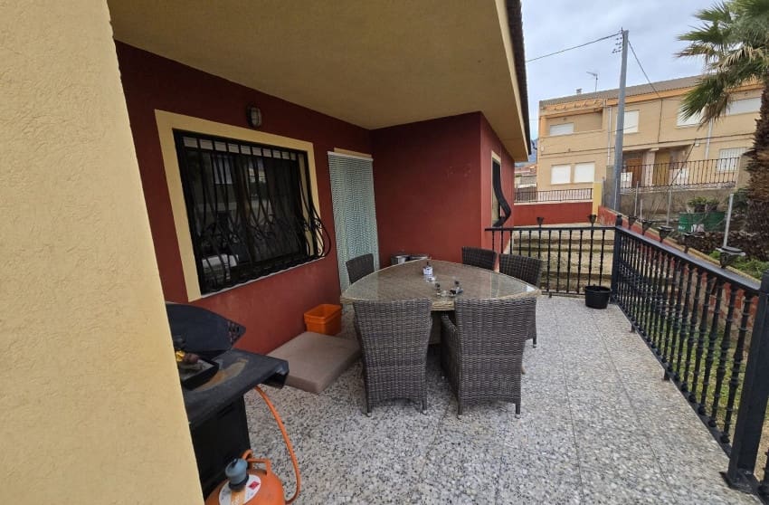 5 soverom Villa til salgs i Salinas med svømmebasseng - € 199 995 (Ref: 9473642)