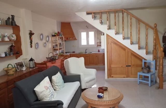 Finca/Casa Rural de 6 habitaciones en Yecla en venta con piscina garaje - 249.500 € (Ref: 9473643)