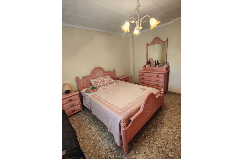 3 chambre Finca/Maison de Campagne à vendre à Yecla avec piscine garage - 210 000 € (Ref: 9473644)