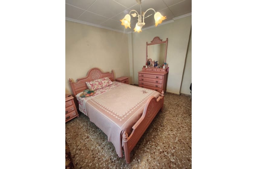 3 chambre Finca/Maison de Campagne à vendre à Yecla avec piscine garage - 210 000 € (Ref: 9473644)