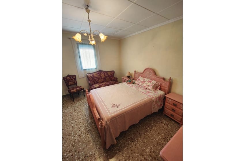 3 chambre Finca/Maison de Campagne à vendre à Yecla avec piscine garage - 210 000 € (Ref: 9473644)