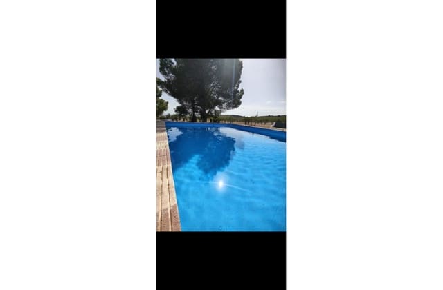 3 chambre Finca/Maison de Campagne à vendre à Yecla avec piscine garage - 210 000 € (Ref: 9473644)