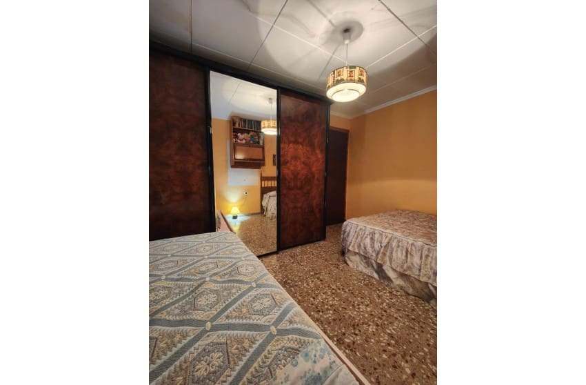 3 chambre Finca/Maison de Campagne à vendre à Yecla avec piscine garage - 210 000 € (Ref: 9473644)