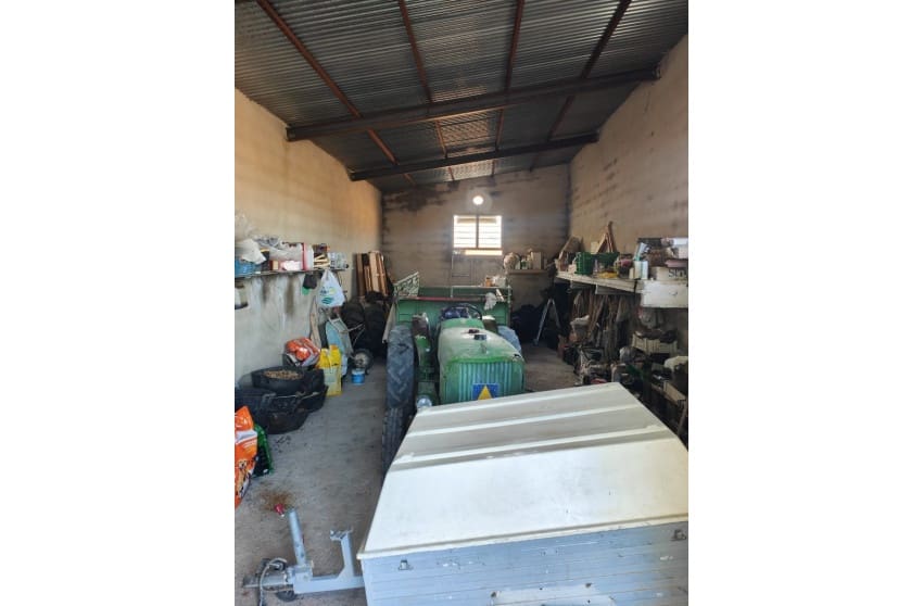 3 chambre Finca/Maison de Campagne à vendre à Yecla avec piscine garage - 210 000 € (Ref: 9473644)